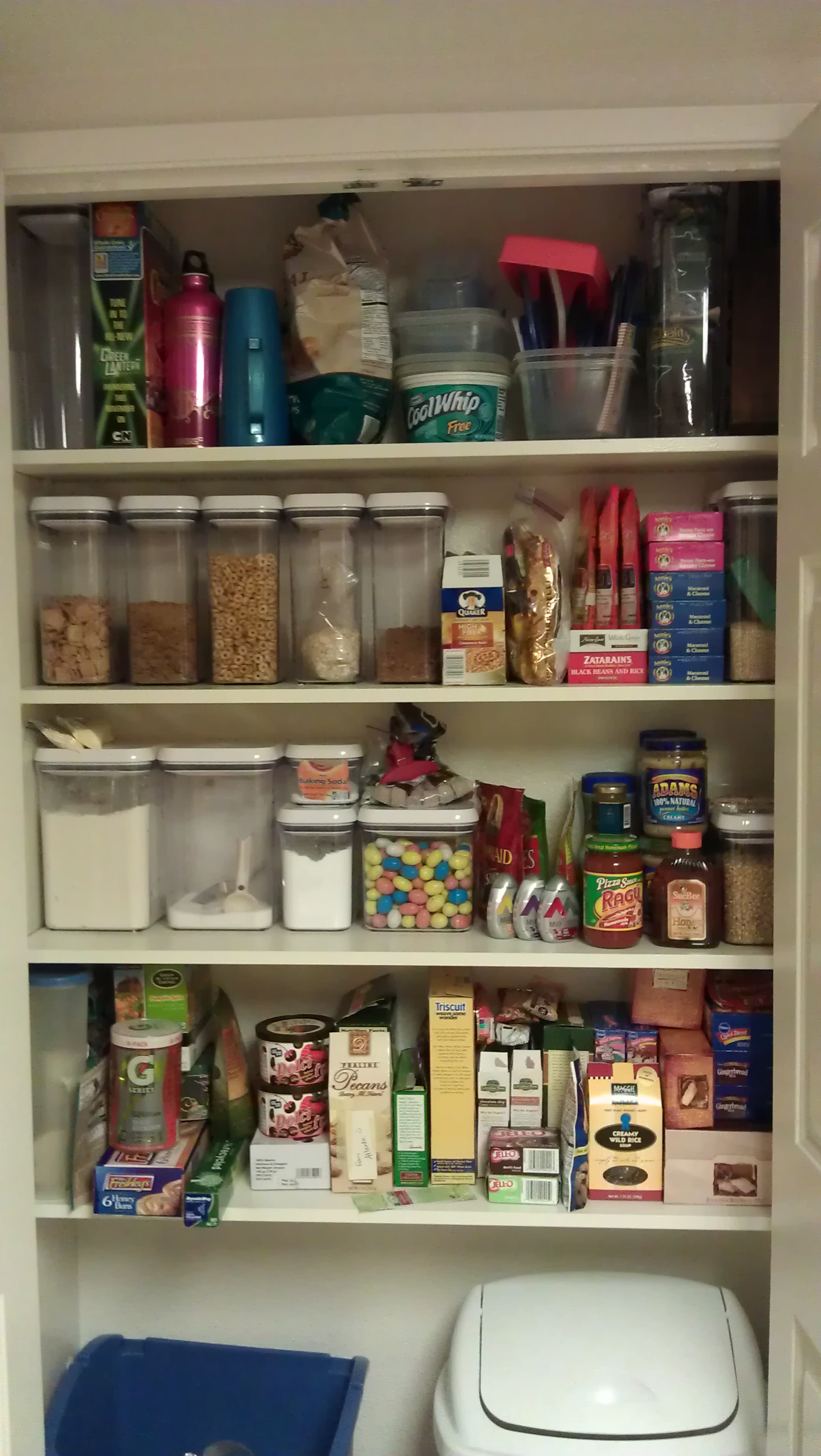 4/10/2012 organized pantry