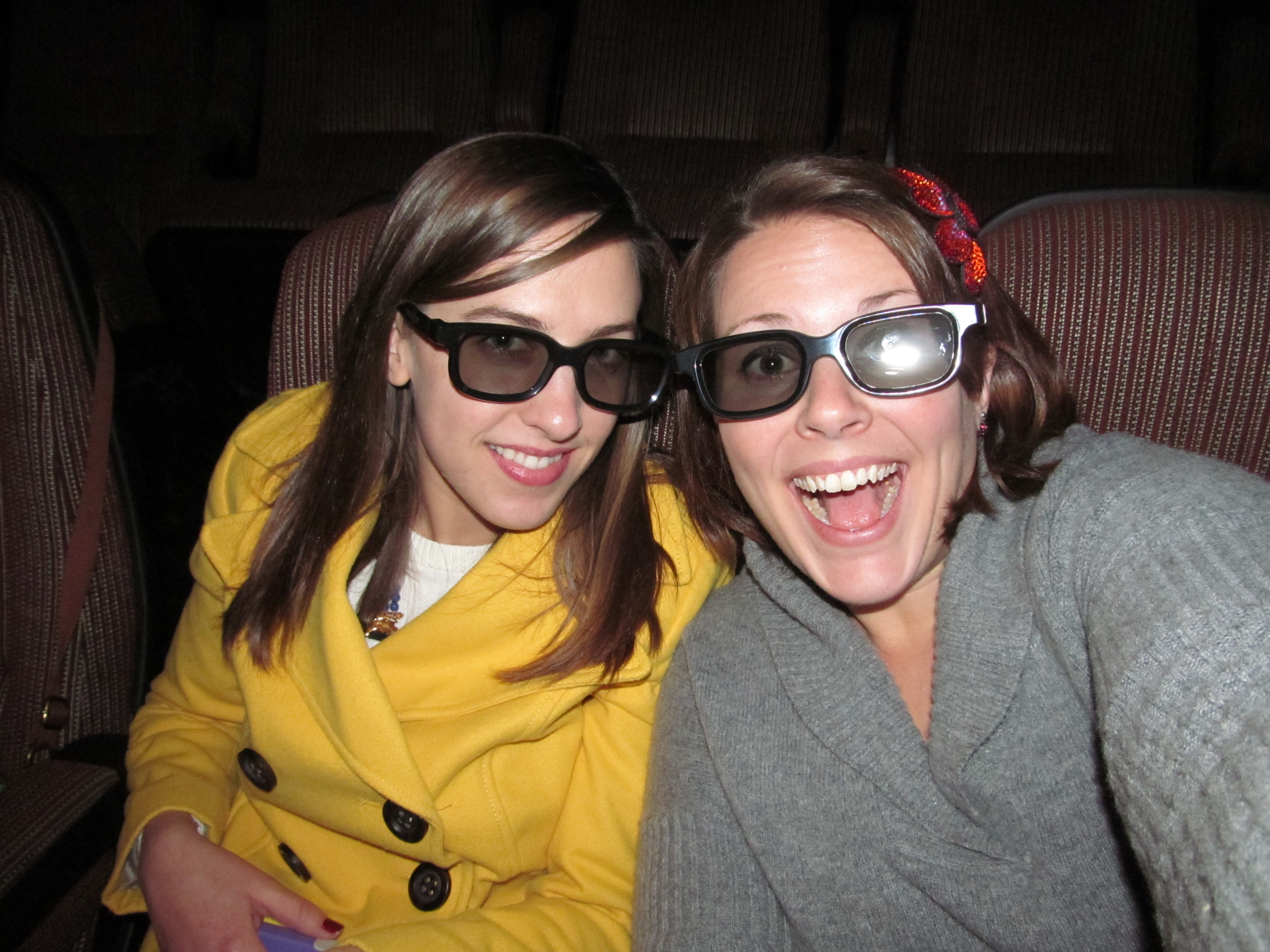 J and E see The Hobbit movie