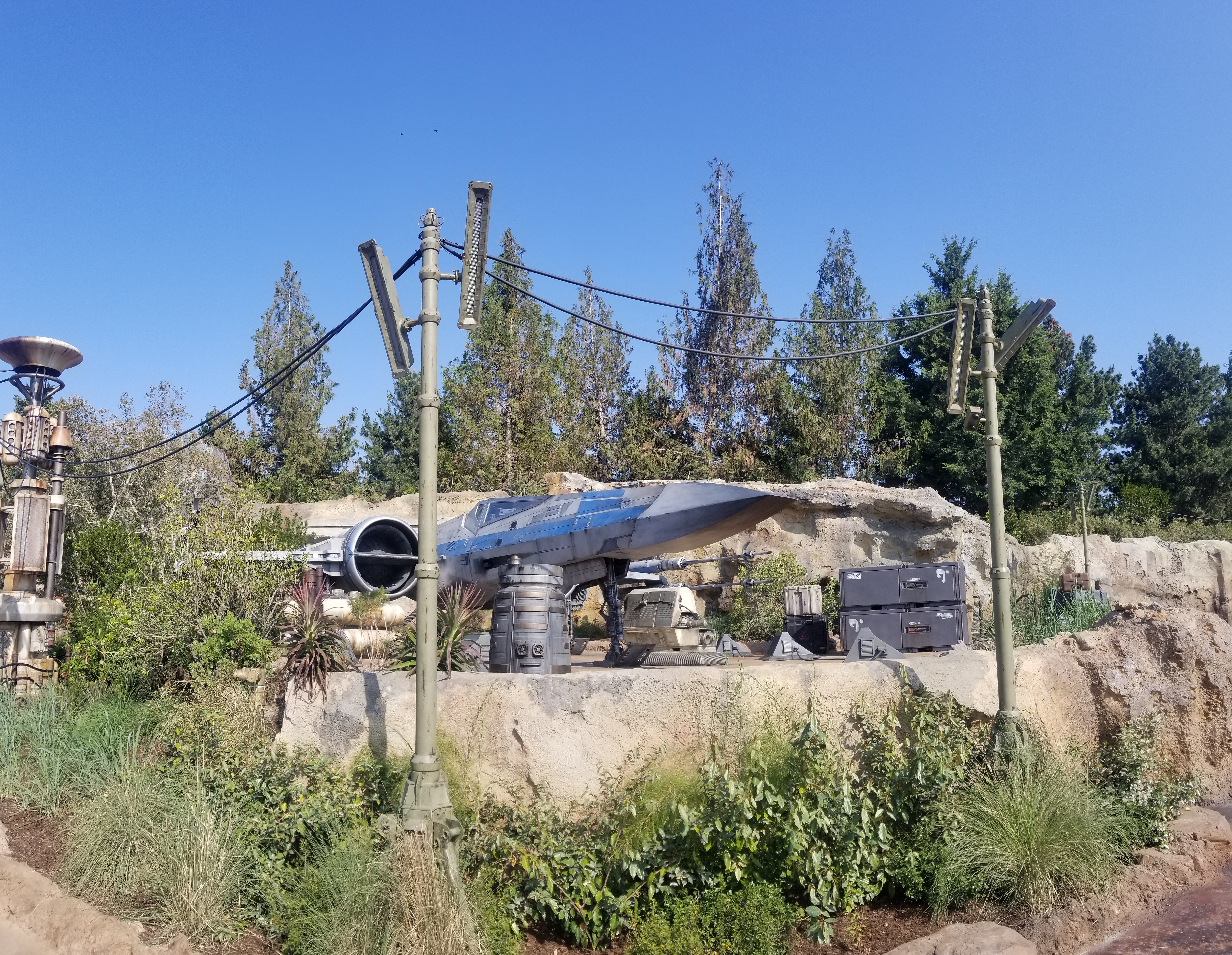 galaxy's edge batuu resistance ship